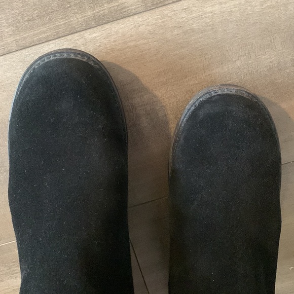 Black La Canadienne waterproof suede knee high boots size 9. - Picture 9 of 15